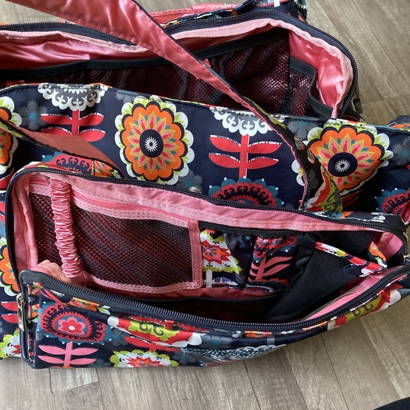 Ju-Ju-Be Dancing Dahlias Large Overnight Diaper Bag - Picture 13 of 16